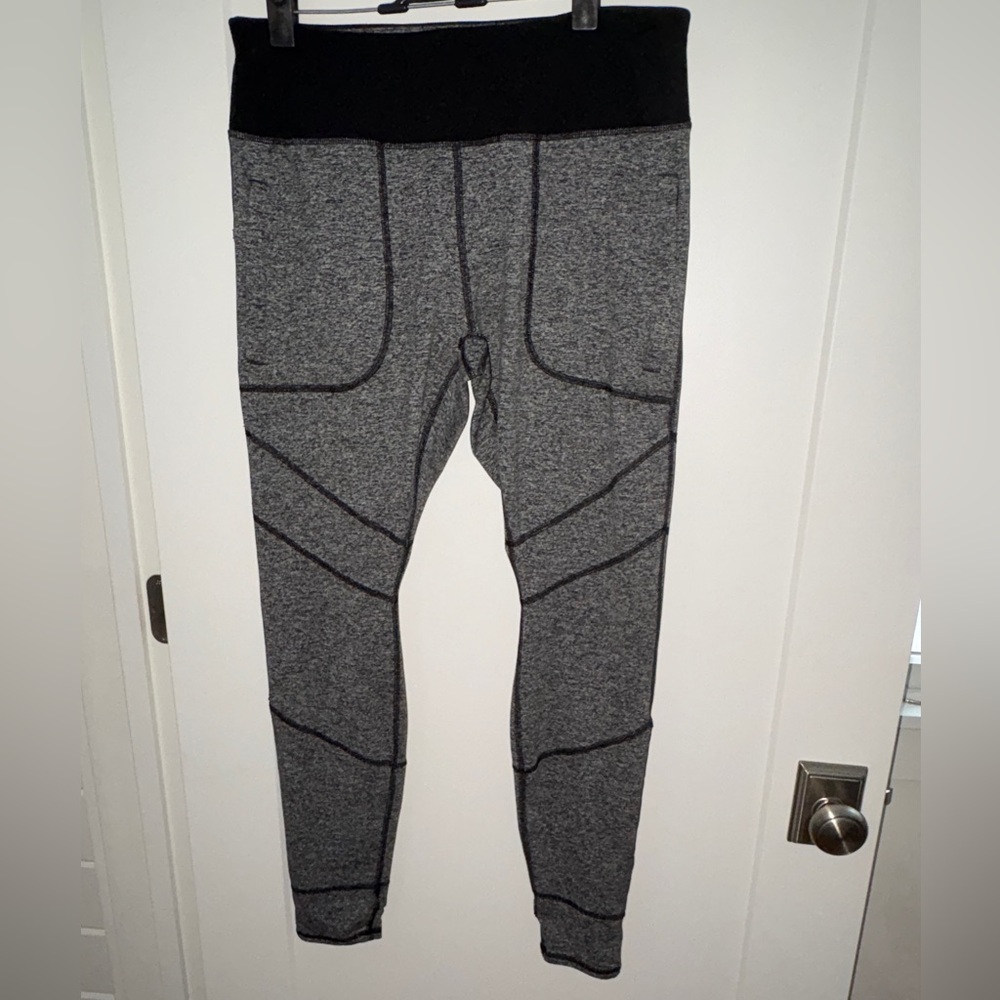 NWOT Duluth Trading Co. NoGA Plushcious legging with stirrups sz M Reg 20933